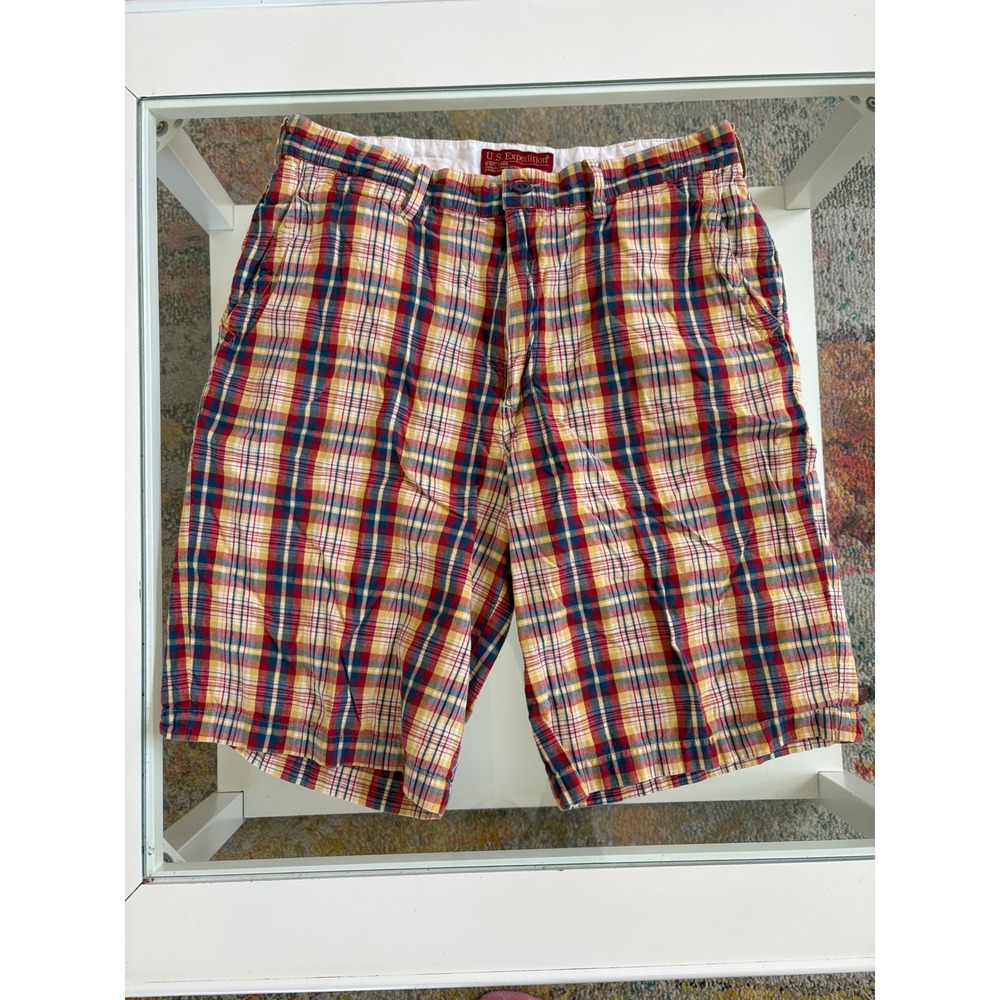 US Expedition Mens Plaid Shorts Size 34 Red Yellow Blue Cotton Flat Front Chino